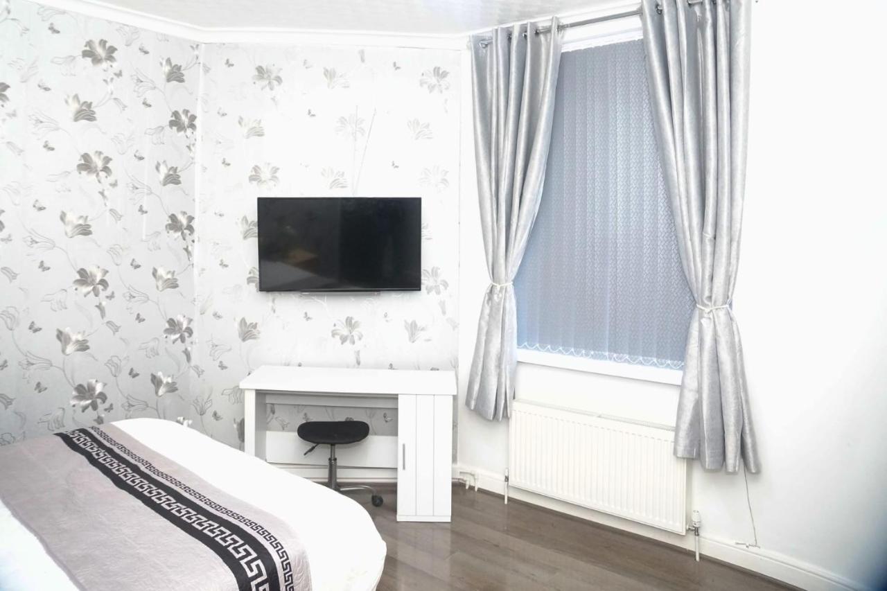 Hébergement de vacances Cheadle House Holidays *